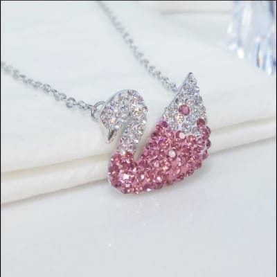 قلادة سواروفسكي